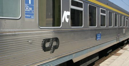 Modernizar a ferrovia e abrir novas ligações à fronteira