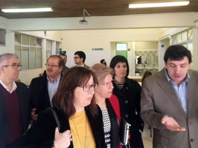 Divulgar boas práticas, valorizar a Escola Pública