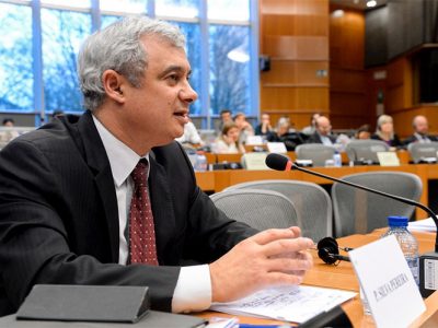Plano Juncker tem de ser instrumento de convergência económica e social