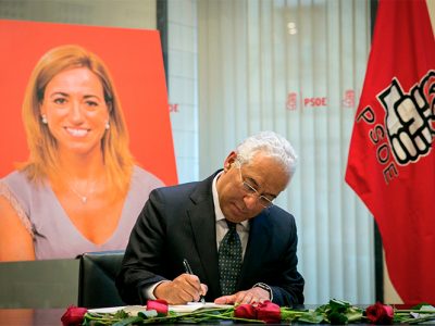 António Costa assinou livro de condolências pelo falecimento de Carme Chacón