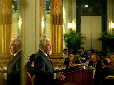 António Costa confiante em saída do défice excessivo antes do verão