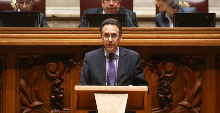 Projeto “Autonomia e Flexibilidade” vai agilizar plano curricular