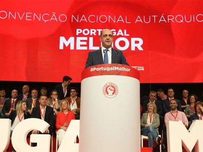 A verdade é a arma da democracia