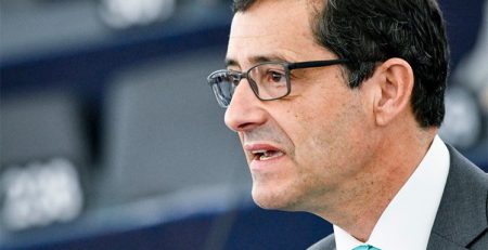 Lutar contra o populismo é estar próximo dos cidadãos