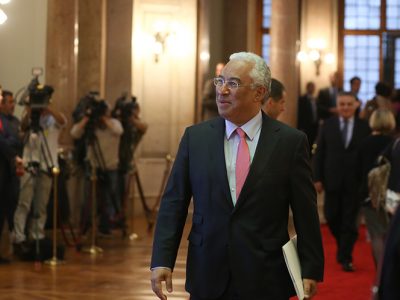 Precários do Estado já podem pedir regularização