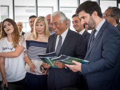 Mais 1500 auxiliares nas escolas públicas