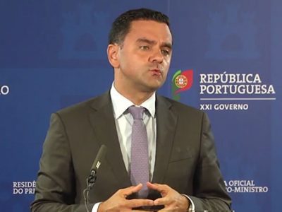 Construir um amplo consenso sobre o futuro do país