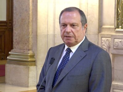 PS apresenta projeto sobre legalização da eutanásia