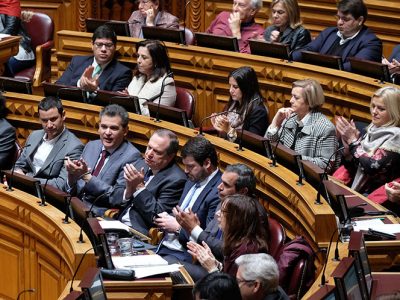 PS quer ouvir vários ex-ministros na comissão de inquérito às rendas excessivas de energia