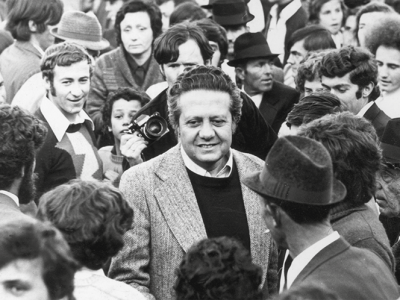 Edição especial dedicada a Mário Soares