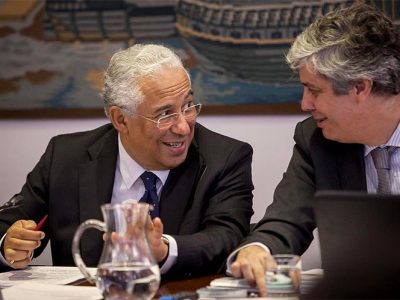 Défice de 2% reforça valor mais baixo de sempre em democracia