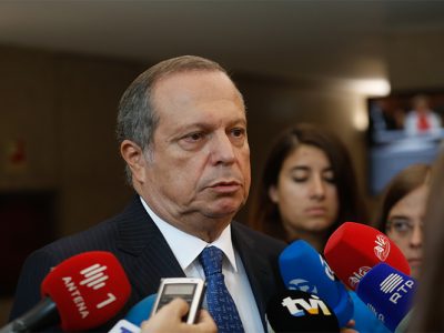 Aumento dos salários mais baixos está em estudo