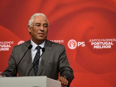 O CAMINHO FAZ-SE CAMINHANDO