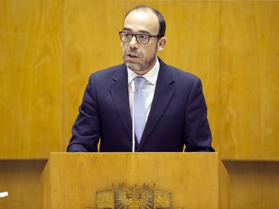 Um novo ciclo à altura do “empenho, coragem e convicção” dos açorianos
