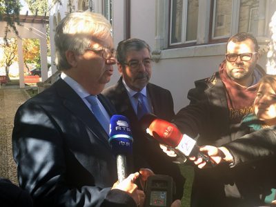 Governo prepara transferência de mais de mil milhões para os municípios