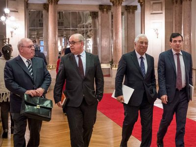 António Costa lamenta oposição de superficialidade política e sem nada para dizer ao país