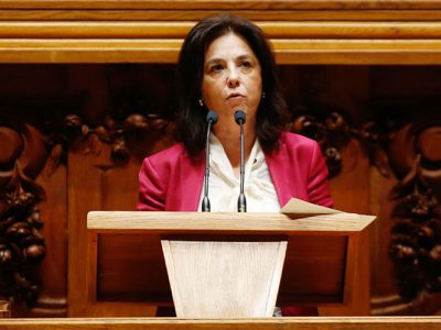 PS empenhado em encontrar soluções para lesados do BANIF
