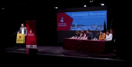 Fim da precariedade no sistema científico na agenda dos jovens socialistas