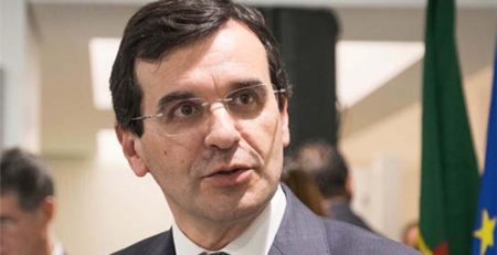 Atual solução de Governo tem valor histórico que devia perdurar