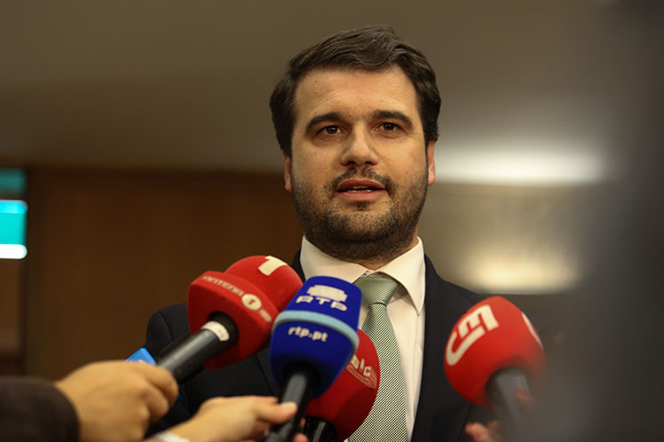 OE2021 não recua em nenhuma medida de direitos sociais, laborais e política de rendimentos