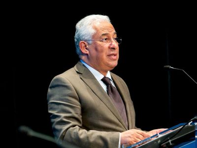 António Costa espera que autoridades punam responsáveis por ataques racistas