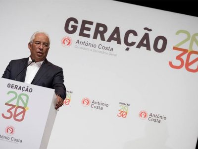 António Costa pede aos militantes que debatam o futuro e não o presente ou o passado