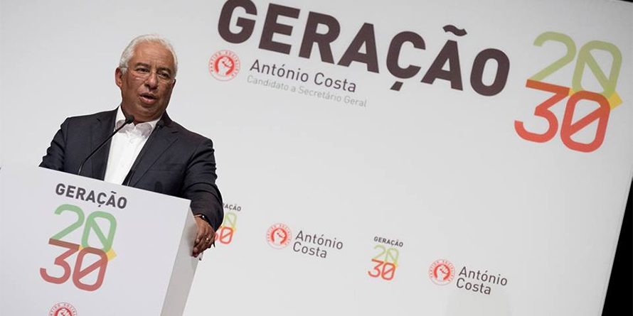 António Costa pede aos militantes que debatam o futuro e não o presente ou o passado