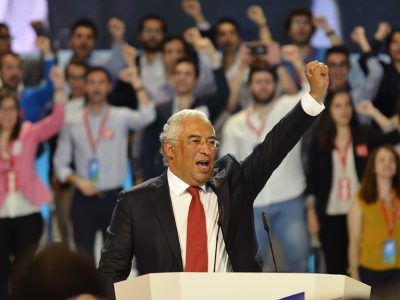 PS deve “manter a relação política” com parceiros parlamentares à sua esquerda