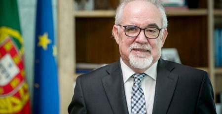 100 mil portugueses saíram do risco de pobreza no espaço de um ano