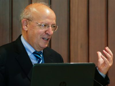 Aumentar o número de países com ensino do português é tarefa exequível e necessária
