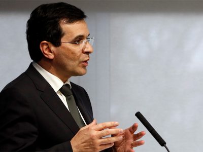 Governo cria 1234 vagas para médicos