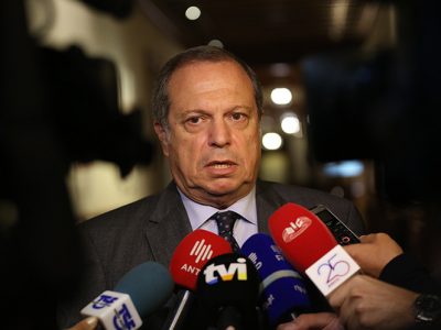 PS lamenta que PSD não tenha procurado consenso