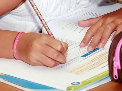 Alunos sem acesso a aulas à distância estão ser identificados e apoiados