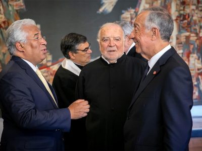 A ameaça do populismo torna imperativo reforçar os valores da democracia