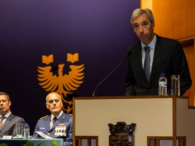 Prioridade ao ensino e conhecimento nas Forças Armadas