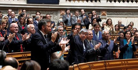 Ferro Rodrigues destaca maior centralidade do Parlamento e abertura aos cidadãos