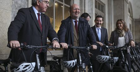Área Metropolitana do Porto vai ter mais 86 autocarros elétricos