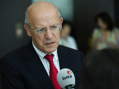 Augusto Santos Silva em entrevista à Lusa