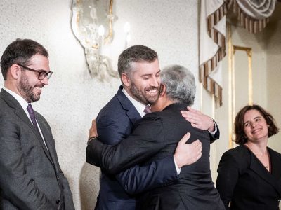 Governo renovado com aposta numa nova geração e garantia de continuidade