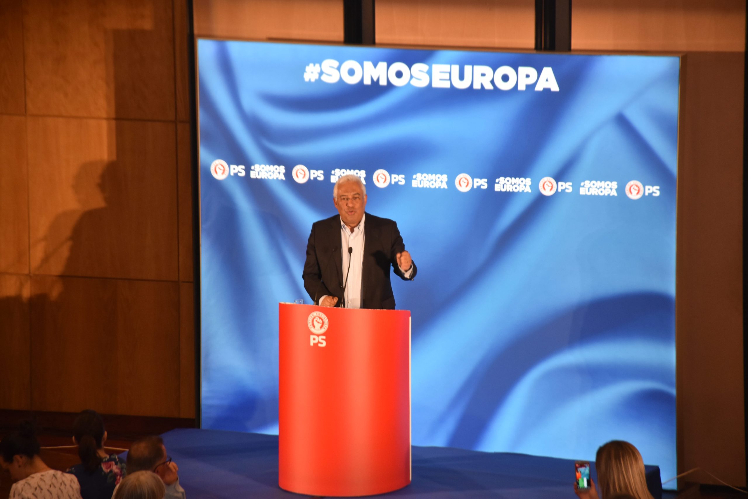 António Costa diz que direita está a fazer campanha nas europeias para ...