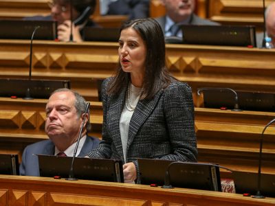 PS saúda Governo por rever expressão Direitos do Homem para Direitos Humanos