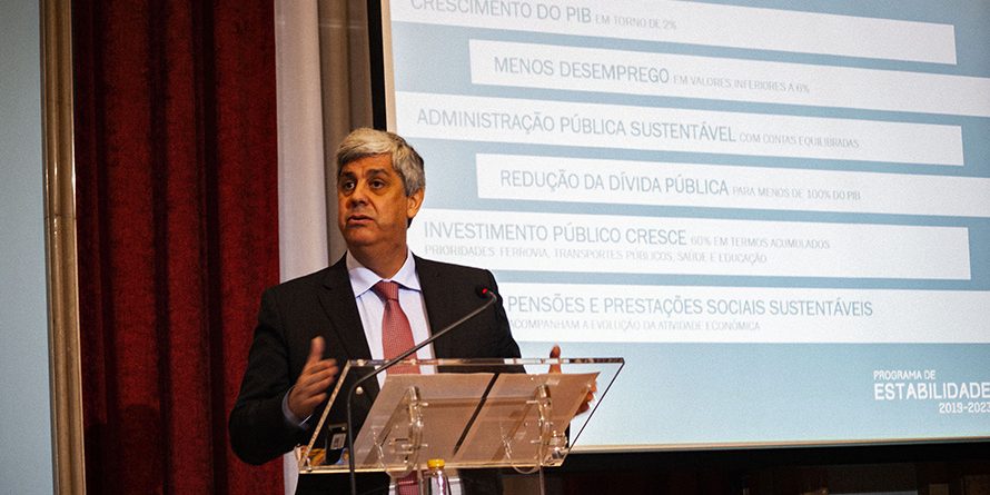Portugal mantém meta do défice de 0,2% este ano e projeta excedente orçamental em 2020