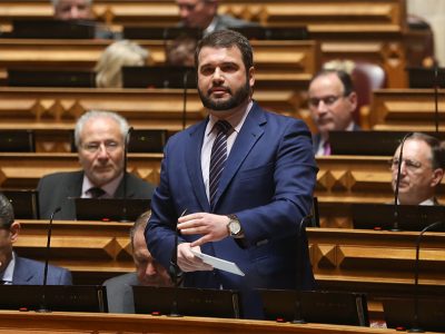 PS avança com propostas para garantir habitação para todos