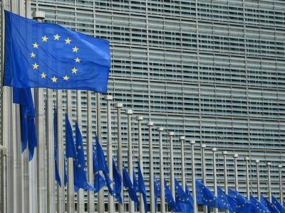 Eurobarómetro: Portugueses confiam na União Europeia