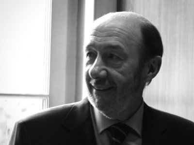 Tristeza e admiração no adeus a Pérez de Rubalcaba