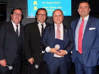 Paulo Pisco recebe Medalha de Mérito da Confederação do Comércio e Indústria Franco-Portuguesa