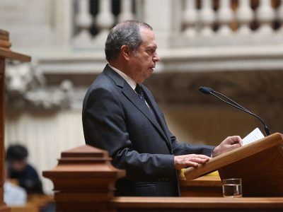 PS propõe reforço da gestão pública dos estabelecimentos do SNS