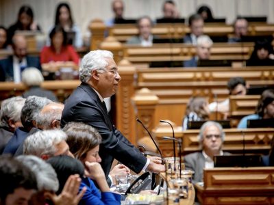 Parlamento não deve desperdiçar oportunidade de um consenso necessário ao país