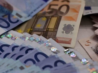 Confiança dos consumidores e clima económico aumentam em Portugal em junho - INE