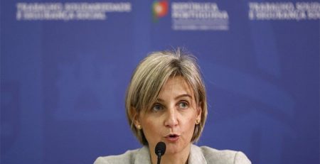 Regime especial de proteção para profissionais de saúde com filhos